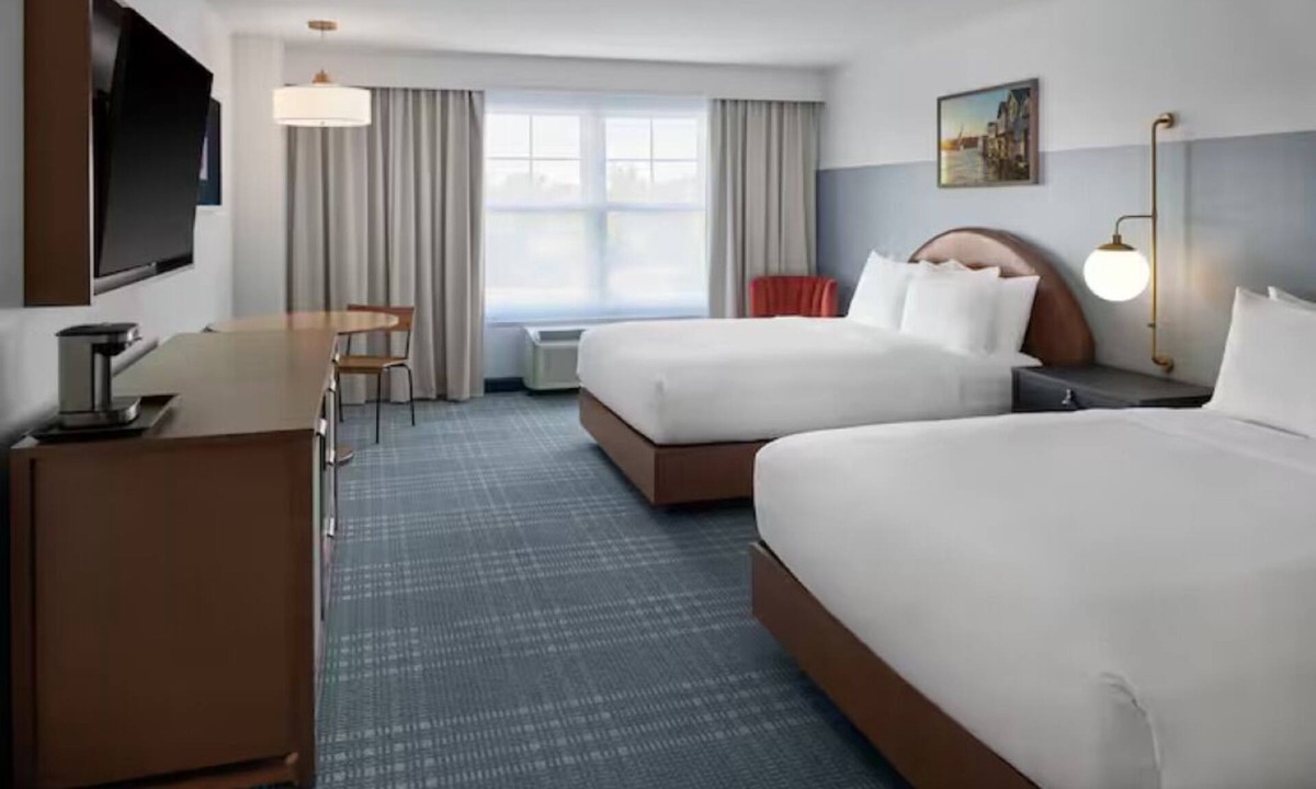 Canandaigua Hotel | Stylish Waterfront Stay Featuring Pool, Firepit, and Relaxing Lake Views