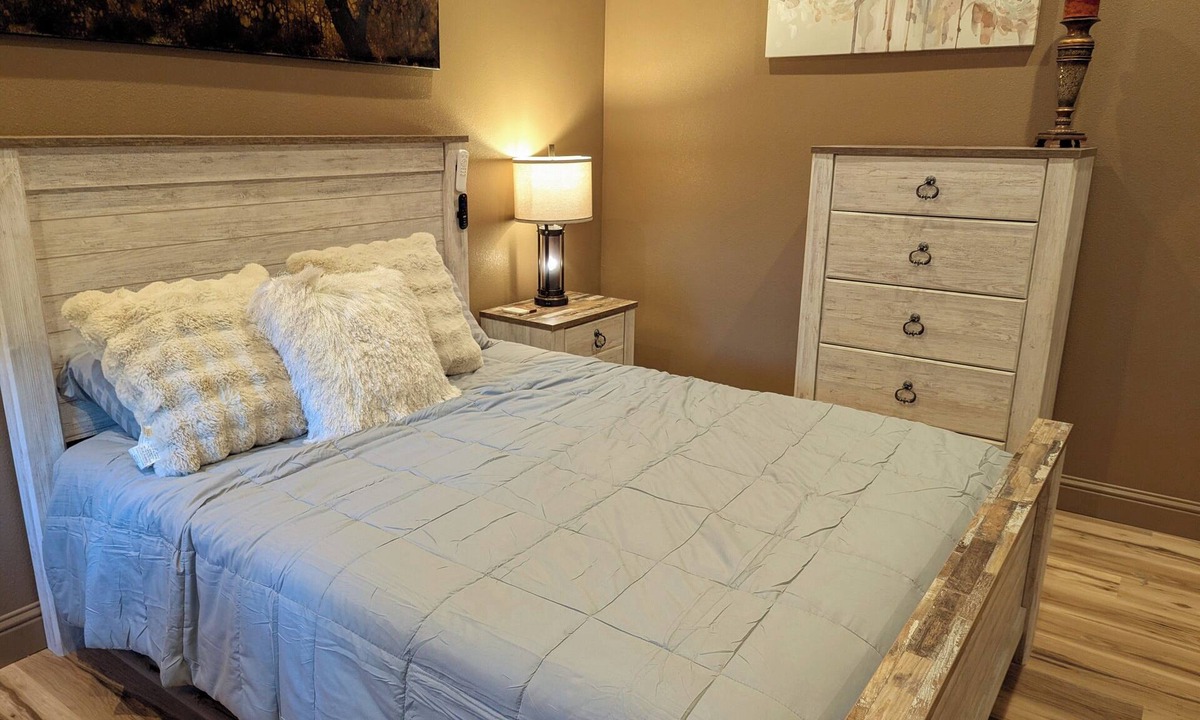 Clovis Apartment | Suite #2 Full Private Studio - Brand New!