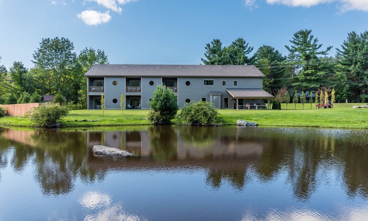 Glendale Apartment | Suite 4 - Quiet and private accommodations in a country setting.
