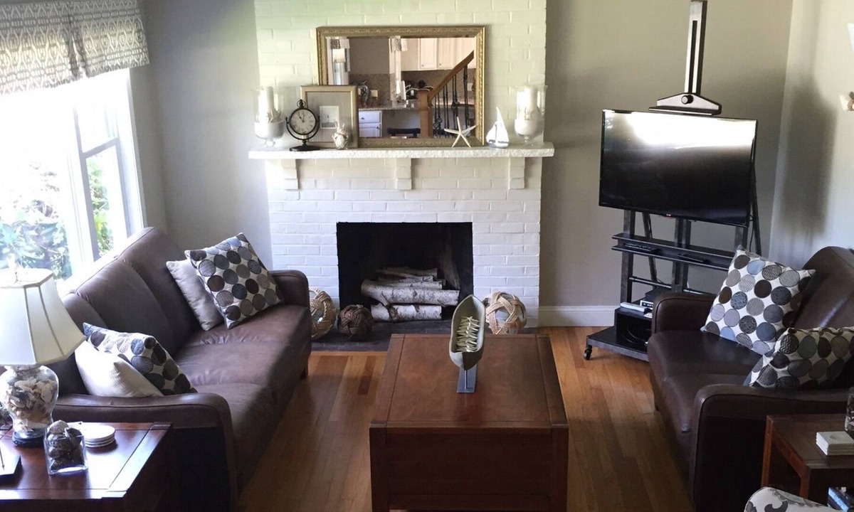 Bellevue Avenue Historic District House | Summer in Newport!