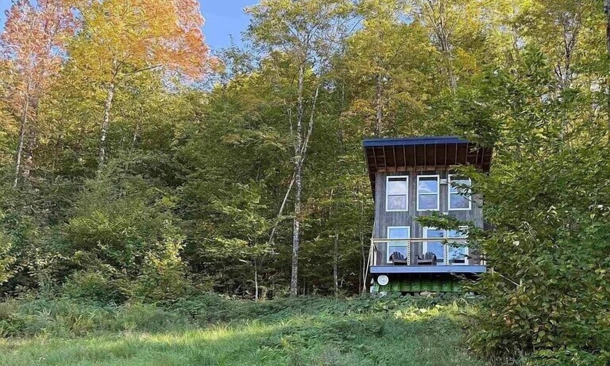 Moscow House | The Aerie: Custom New Tiny Home w/Stunning Views