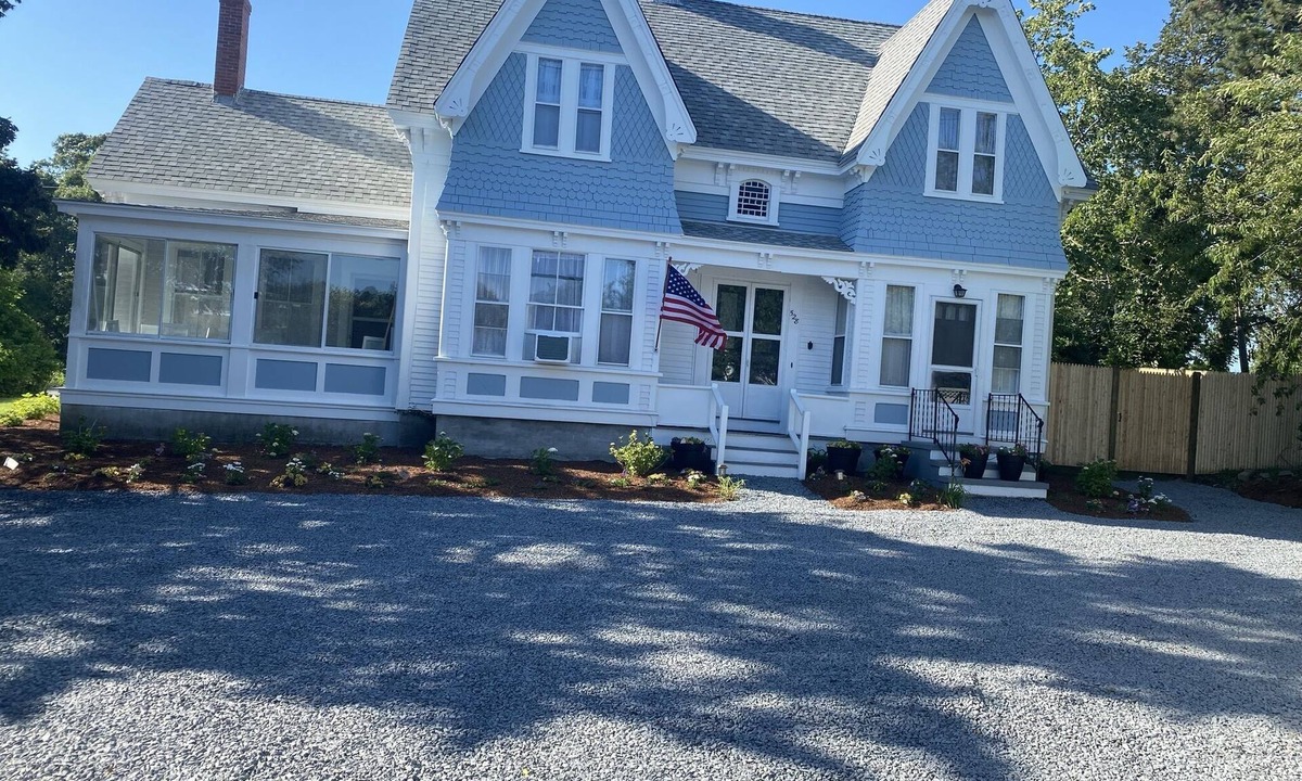 South Dennis House | The Captains House in the heart of Dennis
