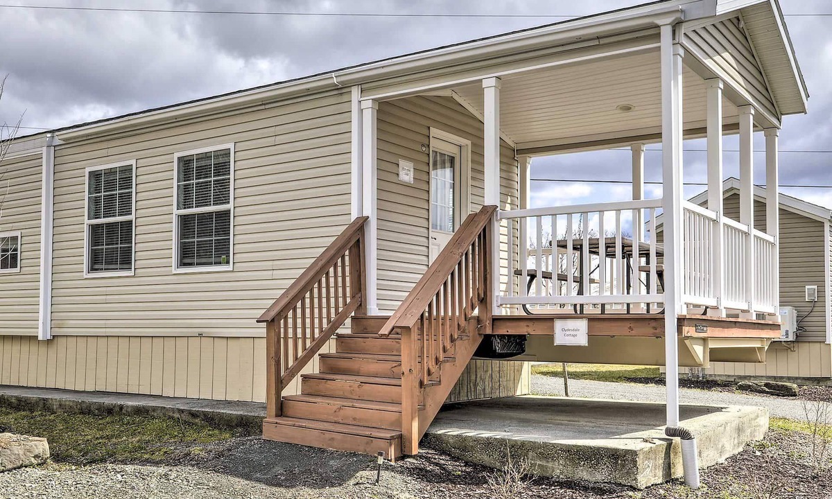 Pleasant Mount Villa | The Cottages and Suite · Poconos Escape