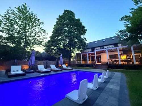 West Hartford House | The Downtown Oasis West Hartford