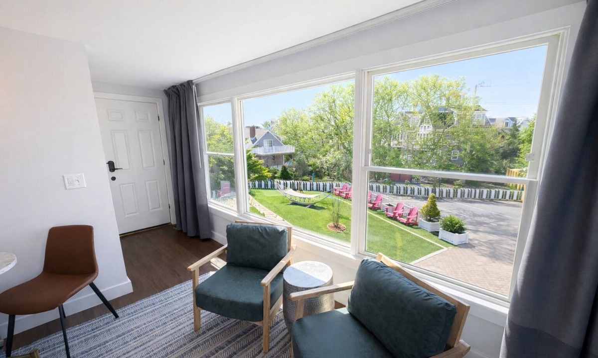 Provincetown Bed & Breakfast | The Foxberry - A Digital Concierge Guesthouse