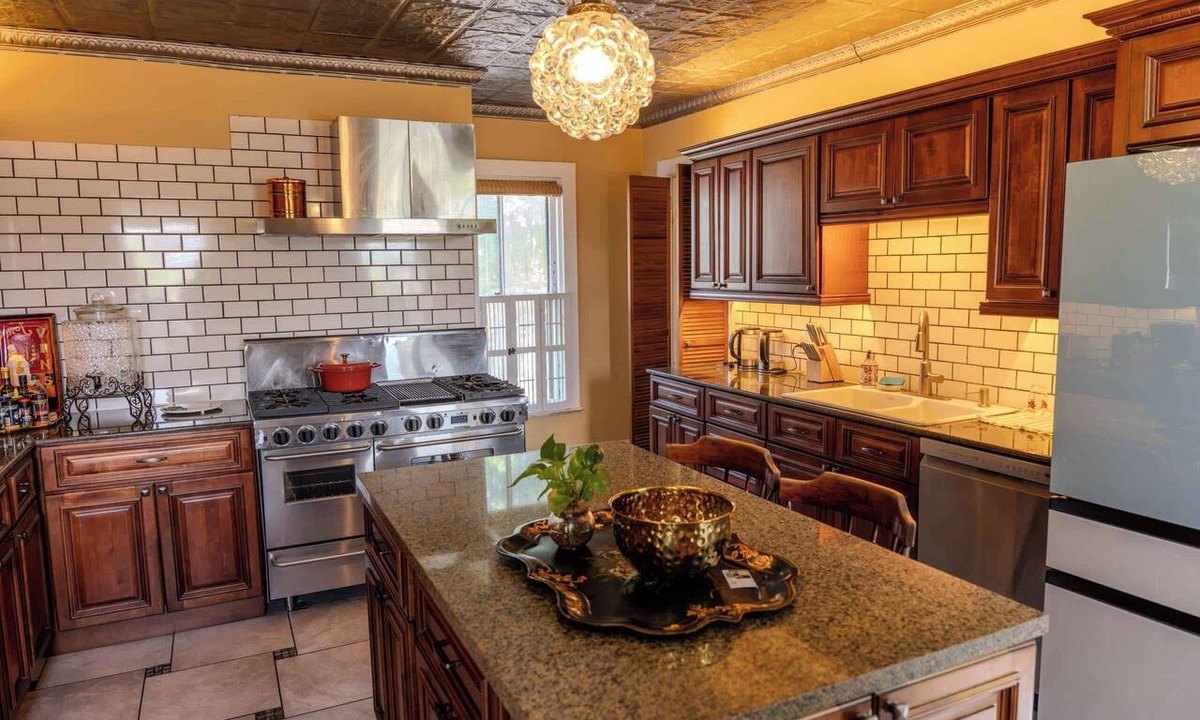 Seneca Falls House | The Gould Residence