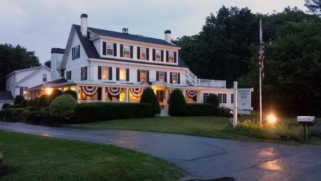 Harpswell Center Bed & Breakfast | The Harpswell Inn