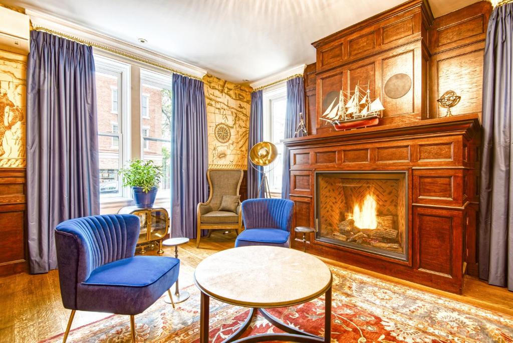 Hudson Hotel | The Hudson Whaler