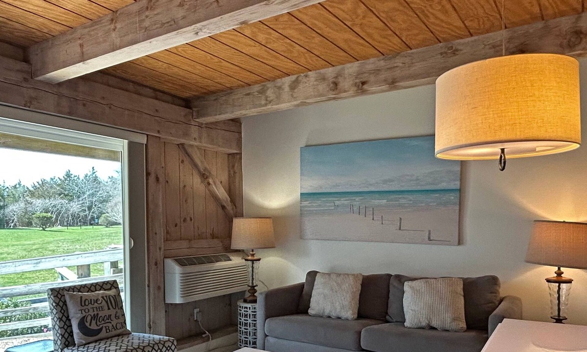 Oak Bluffs Resort | The Island Inn on Martha's Vineyard