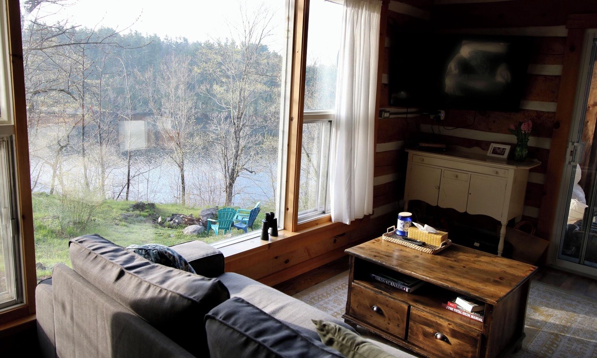 Tay Valley Cottage | The Maple Cottage - Lakefront Cottage, Private, Pet-Friendly, Nature Retreat!