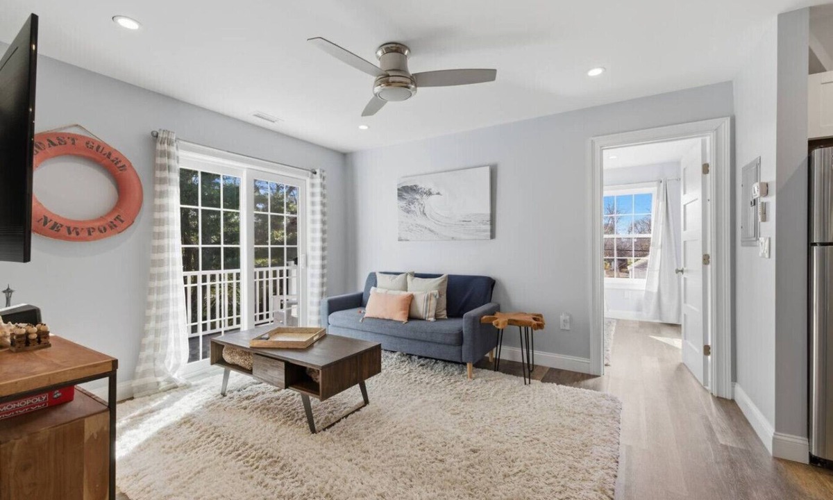 Mystic - New London Apartment | The Mystic Surfside Getaway 1-BD Apt