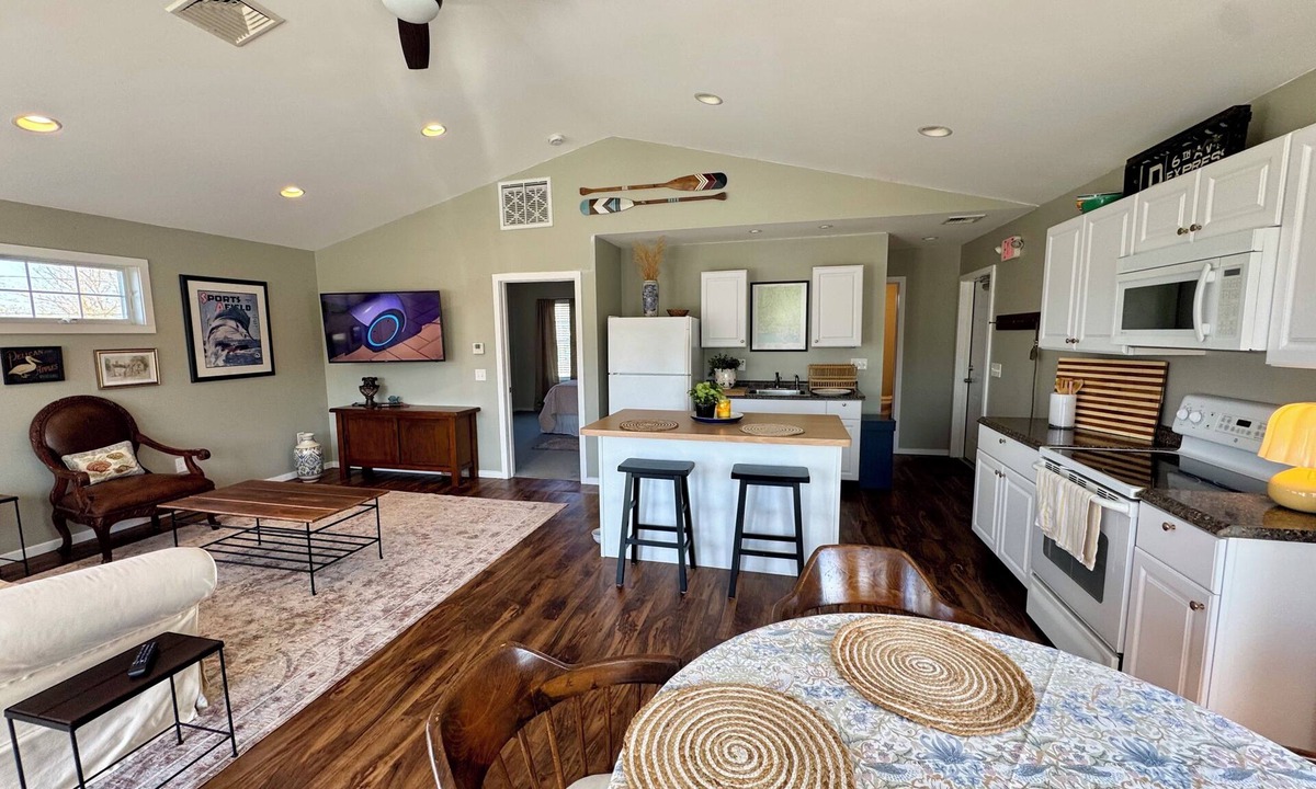 Old Lyme Apartment | The Nest at Black Hall