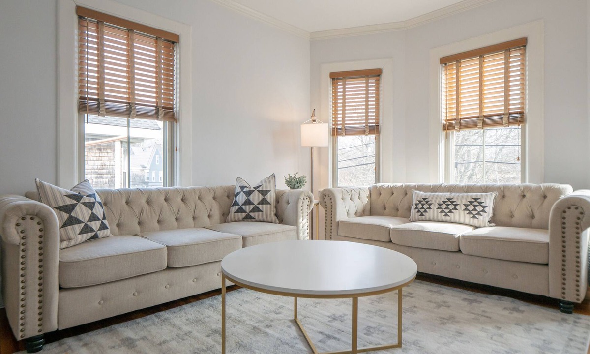 Fifth Ward Apartment | The Newport Haven - 3 Bedroom, 1 Bath in 5th Ward