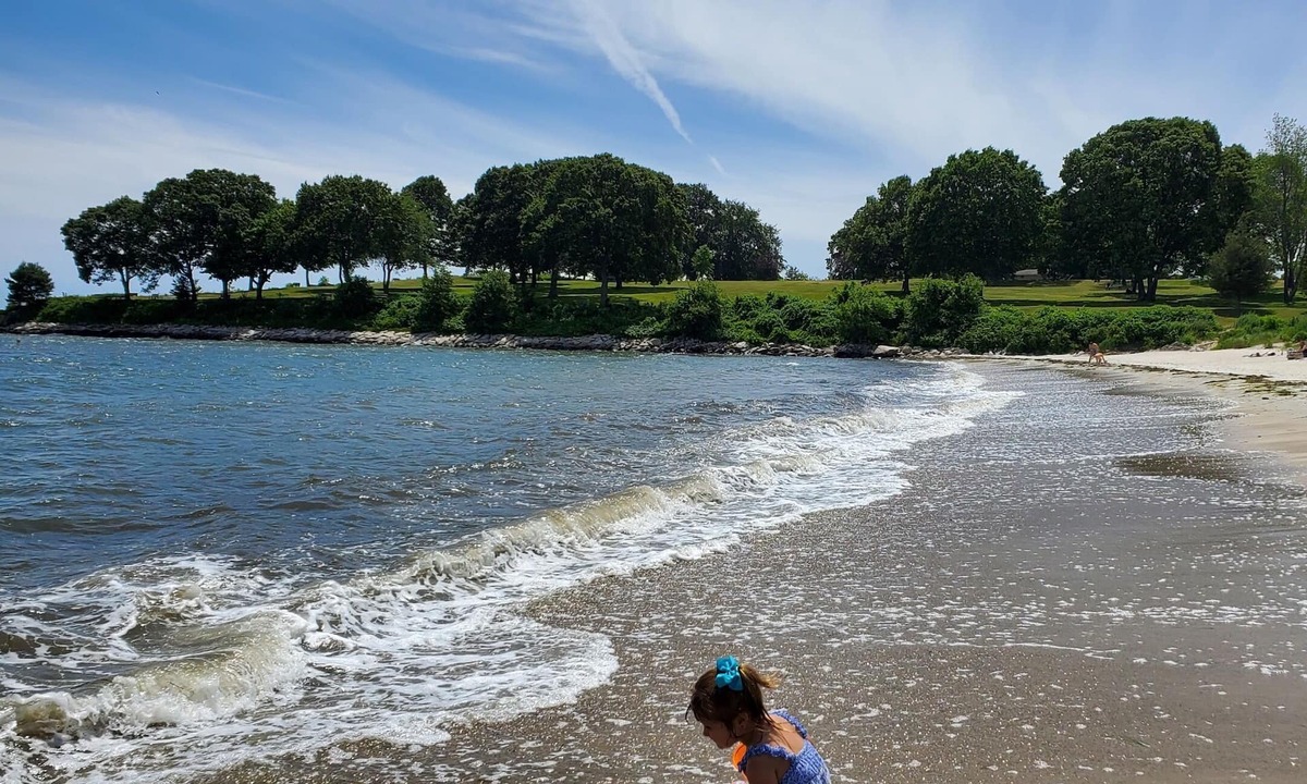 Niantic Hotel | The Niantic Inn