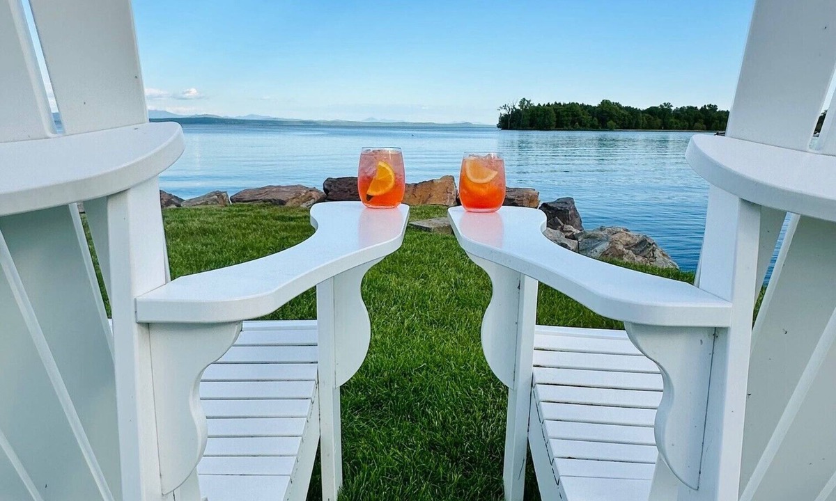 North Hero Bed & Breakfast | The North Hero House Inn & Restaurant