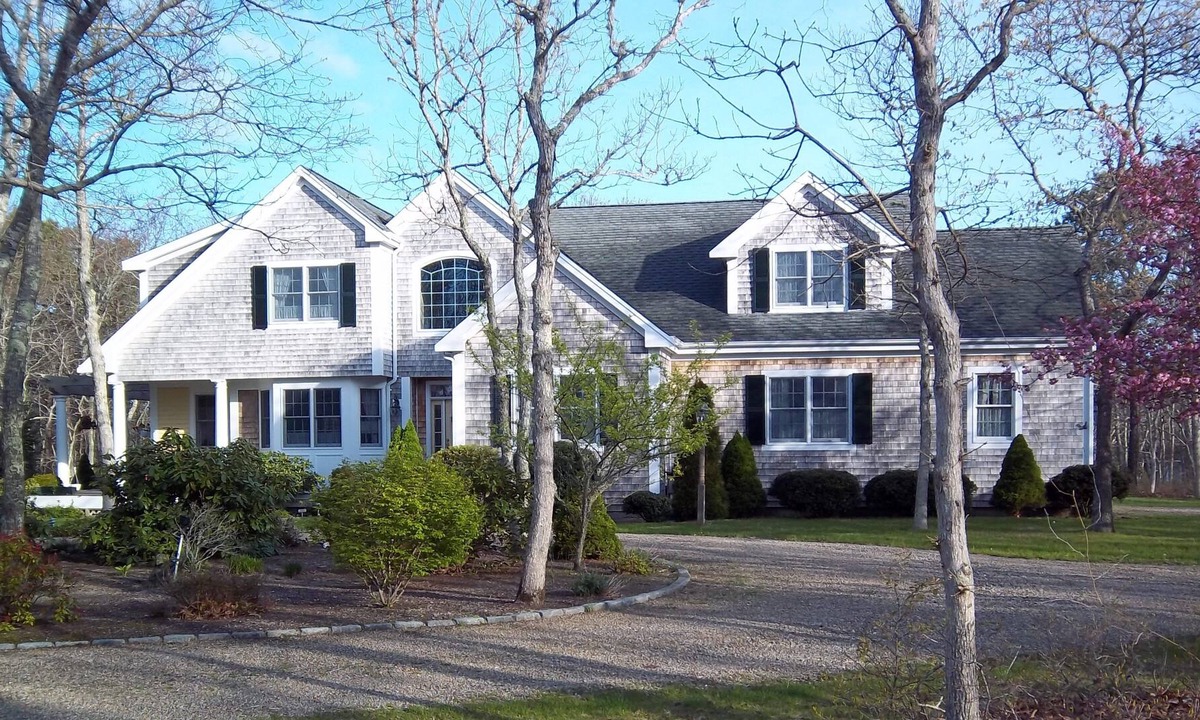 West Tisbury House | The Perfect Getaway! Ferry tickets incl. for 8/5-8/12