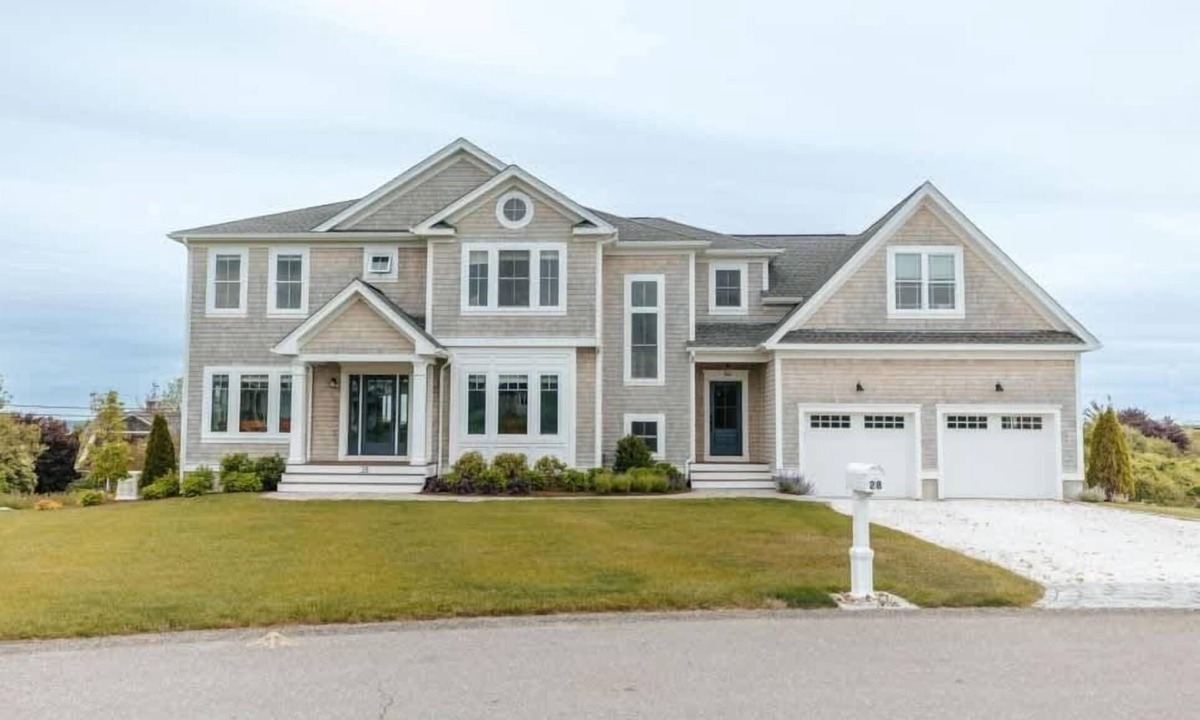 Middletown House | The Saltwater by STAY