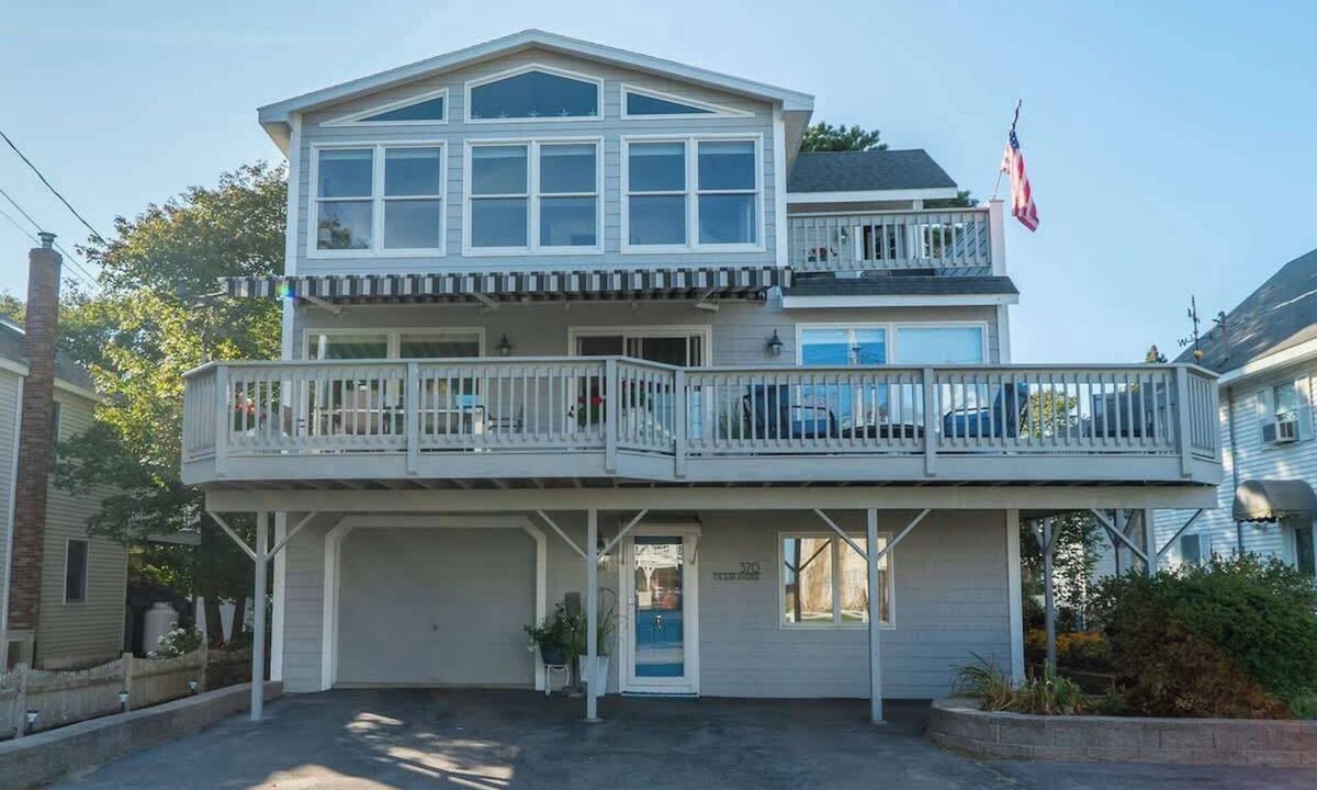 Wells House | The Sand Wedge