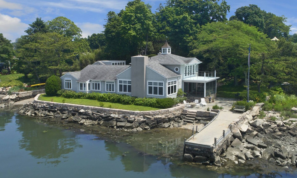 Stony Creek Bed & Breakfast | Thimble Islands Bed & Breakfast