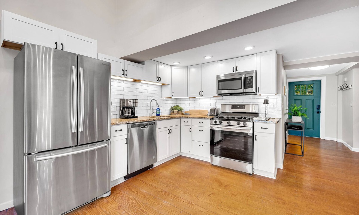 Branford Center House | This spacious 3 bed 2.5 bath historic townhouse has been completely renovated!