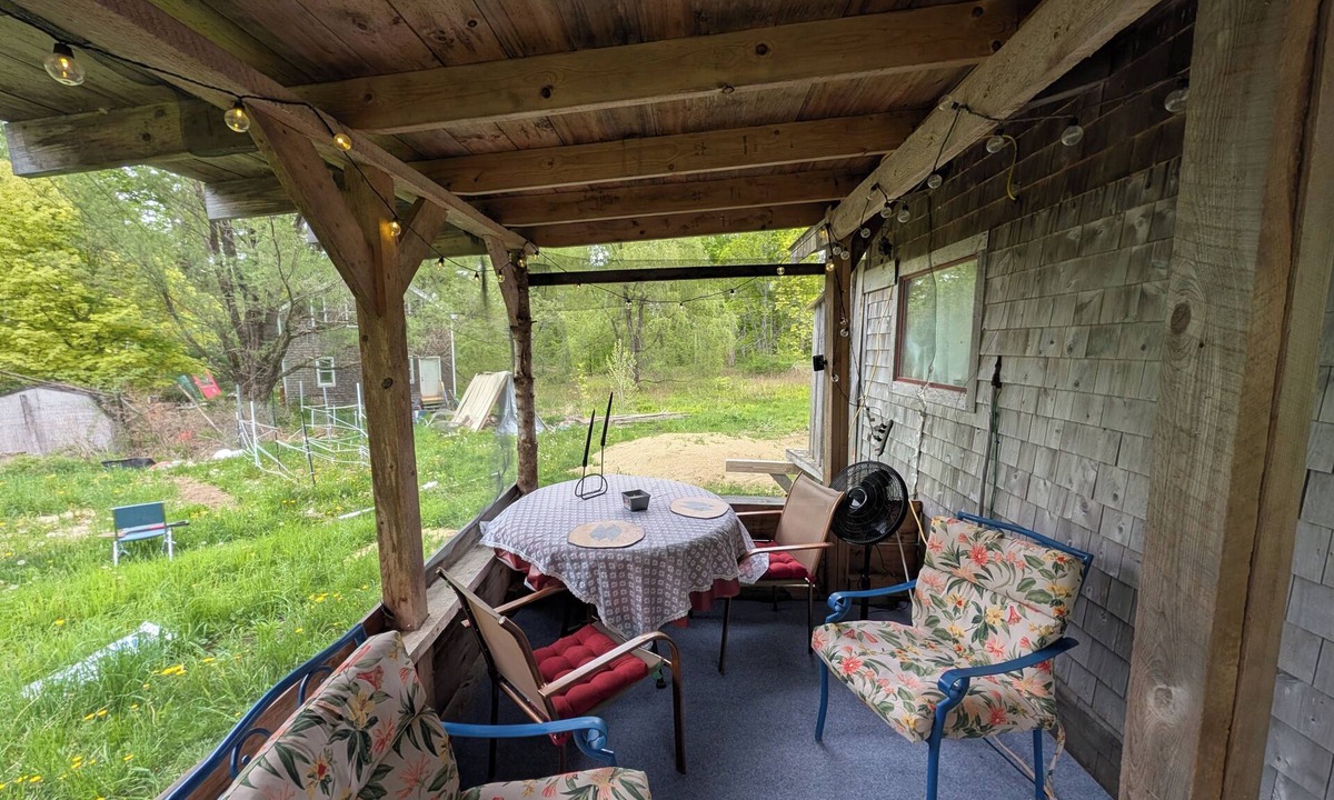 Jackson Cabin | Tiny House Oasis in beautiful Waldo County, Maine. Dogs welcome!