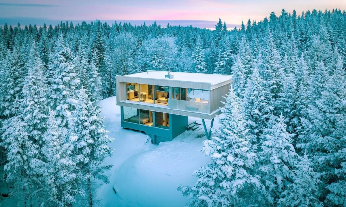 Lac Beauport Ski Chalet | TOPAZ