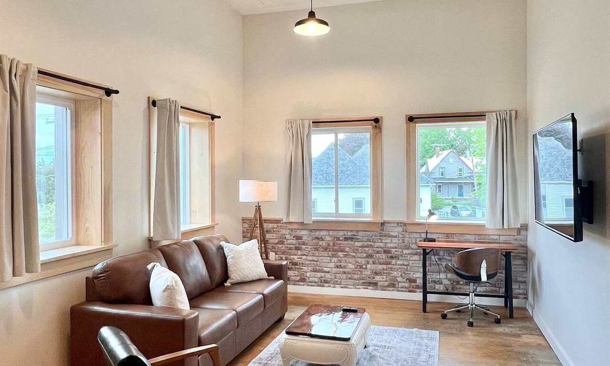 Pittsfield Apartment | Trailside Loft – Furnished 2BR Near Trails w/Wi-Fi