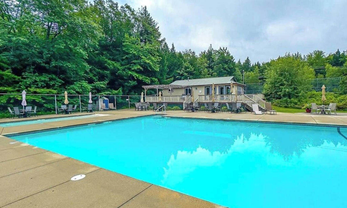 Bridgton House | Tranquil Mountain Escape with Modern Comforts, Deck, Fire Pit, and Shared Pools