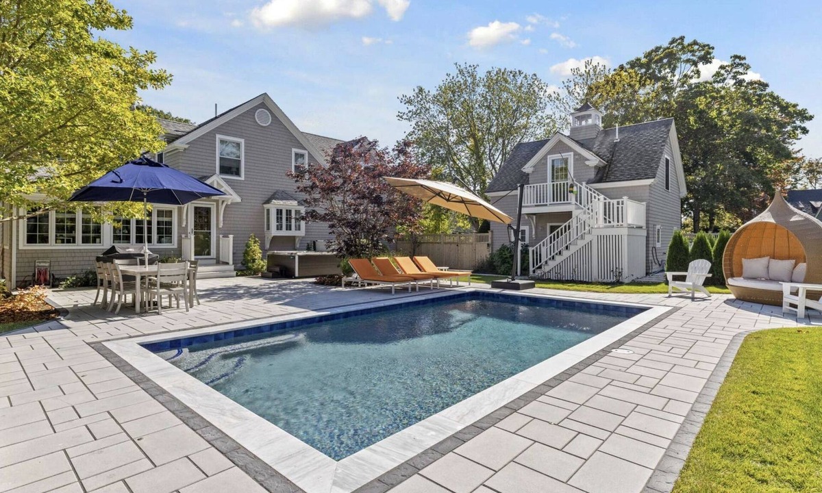 Kennebunk House | Tranquil Seaside Oasis at Mother's Beach