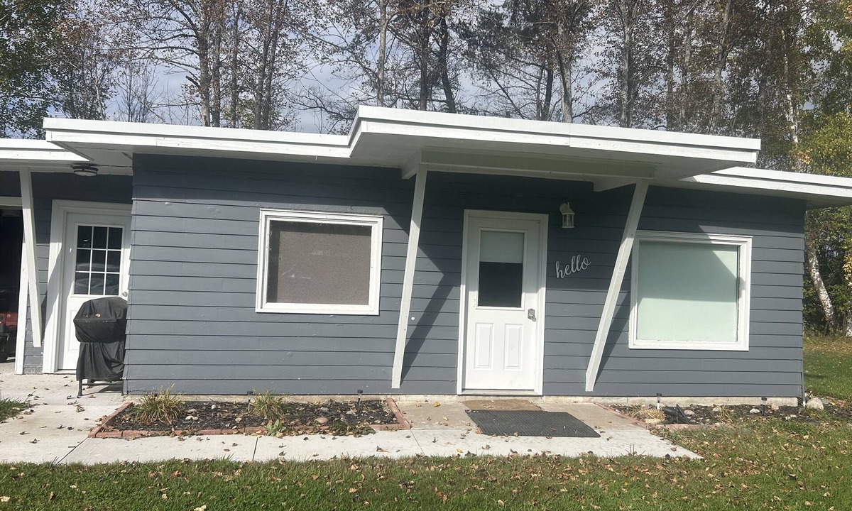 Barbeau Cabin | Tranquil waterfront cabin with AC in charming Barbeau with outside fun zone