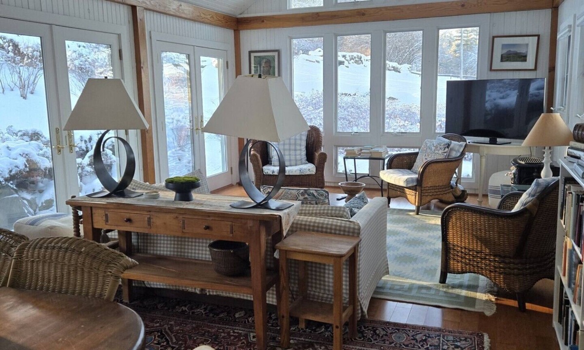 Moretown Ski Chalet | Tremendous 5-bedroom chalet in the Mad River Valley