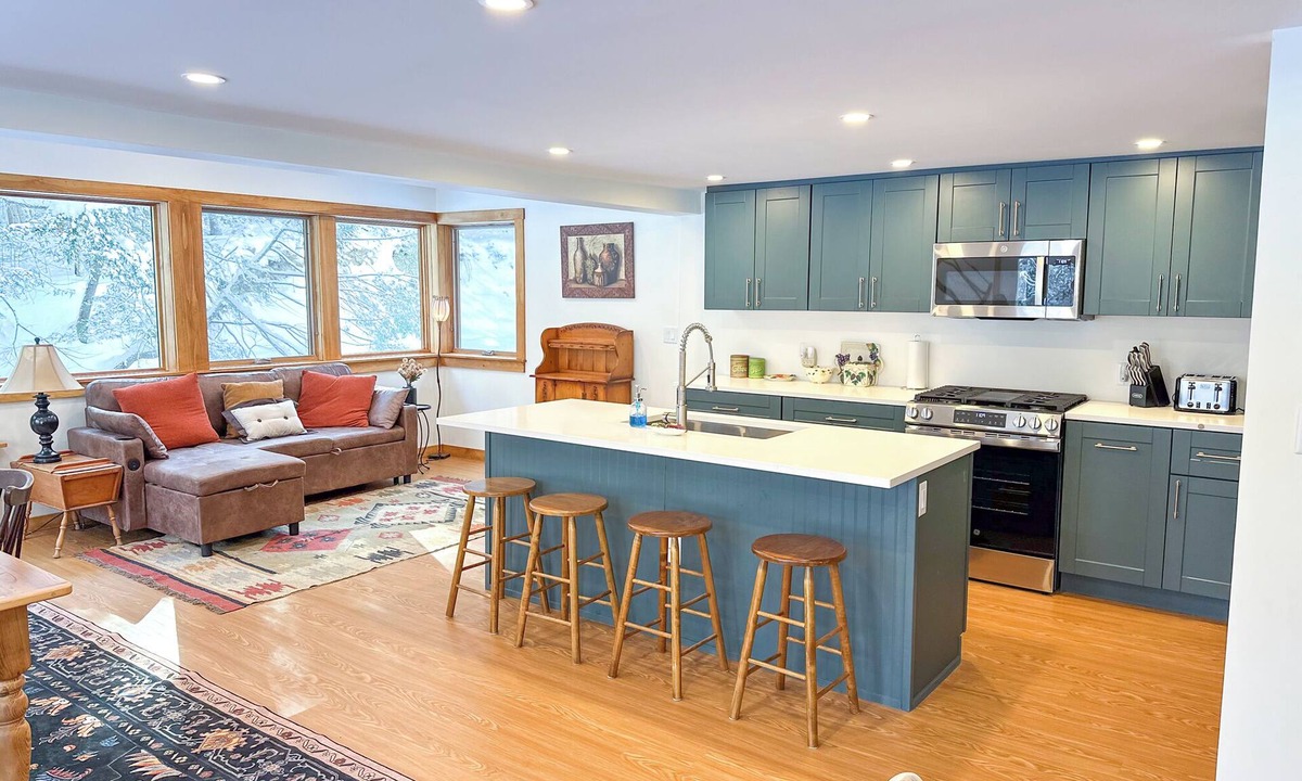 Moretown House | Tucked away on nearly two private acres and surrounded by peaceful woodland, this cozy yet modern 3 bedroom, 2 bathroom, home offers the perfect blend of seclusion and easy access to Vermont’s best outdoor adventures—year-round.