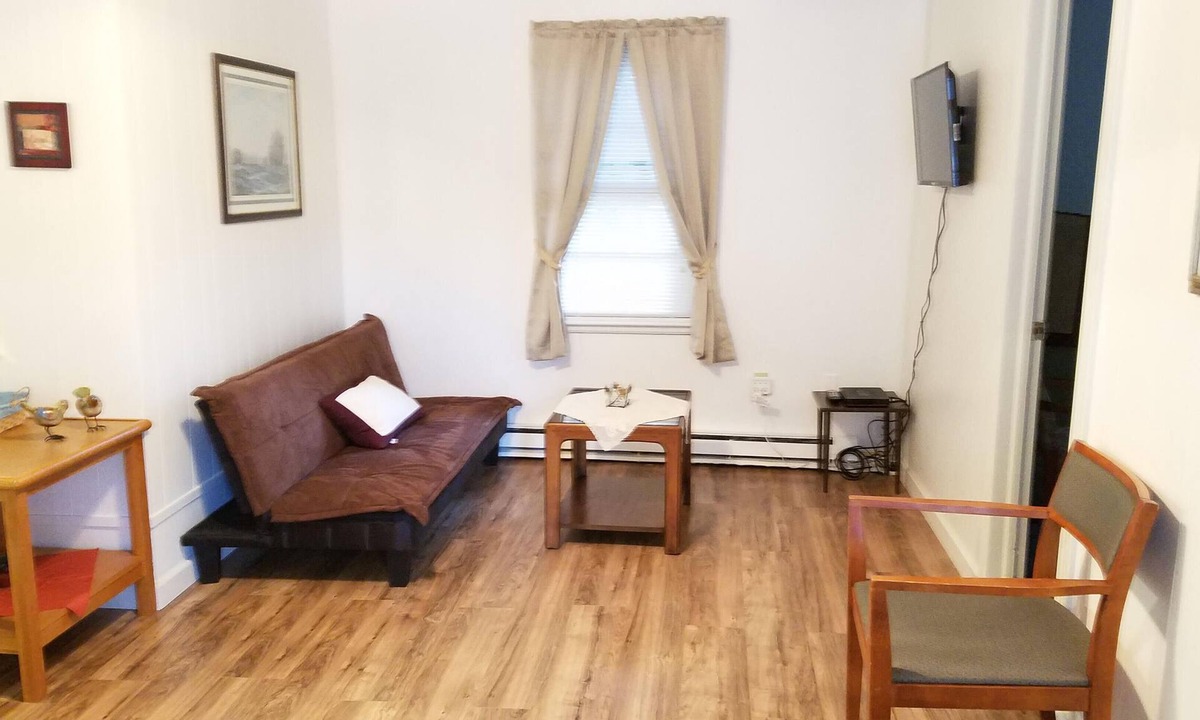 Becket House | Two Bedroom house in the heart of the Berkshires