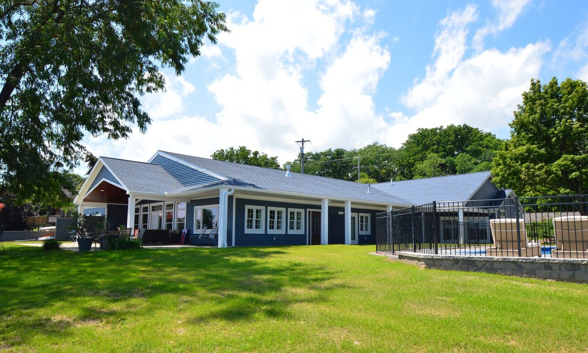 Geneva Bed & Breakfast | Two Bedroom North Condo at our Lakefront Paradise. Pool, Hot Tub, Kayaks and more. (Sleeps 4 Adults)