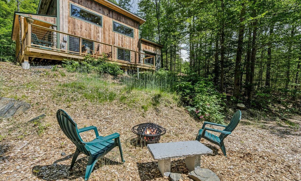 Strafford Cottage | Two Cottages w/Private Setting | Killington Views