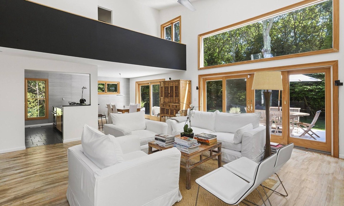 Northwest Harbor House | Ultimate Hamptons Luxury - Modern Home in East Hampton