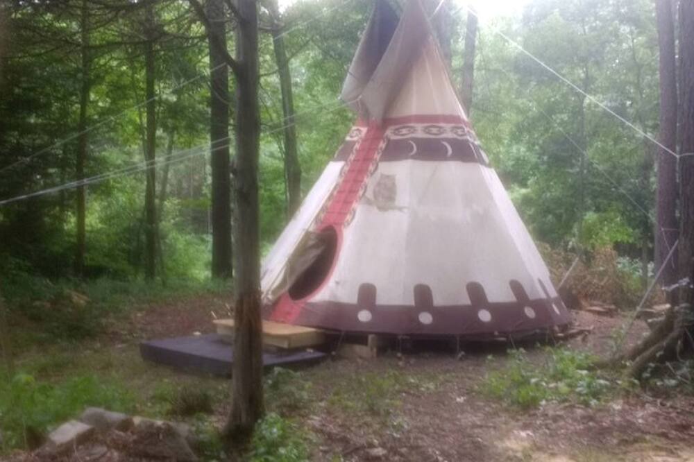 Saugerties RV Rental | Unique and Off-The-Grid Tipi Rental on Chloe's Lake in Saugerties, New York