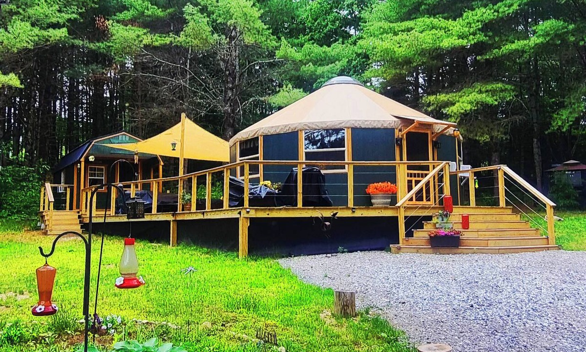 Harrison Cabin | Unique Yurt Cabin Experience in Woods w/Hot Tub