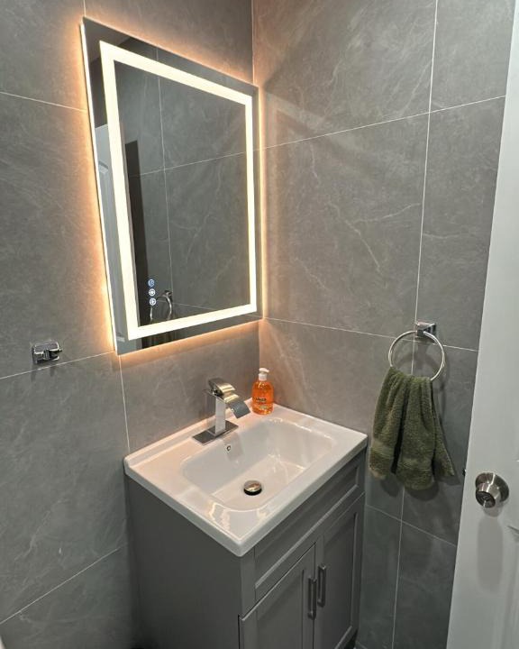Hempstead Apartment | Unit #10 Private Studio