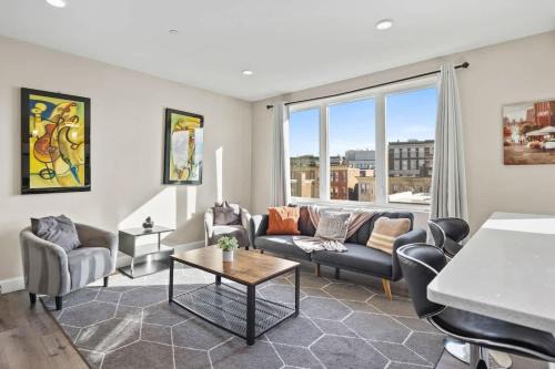 Chelsea Apartment | Unit 45 Well designed 1BR Apartment Long term stays
