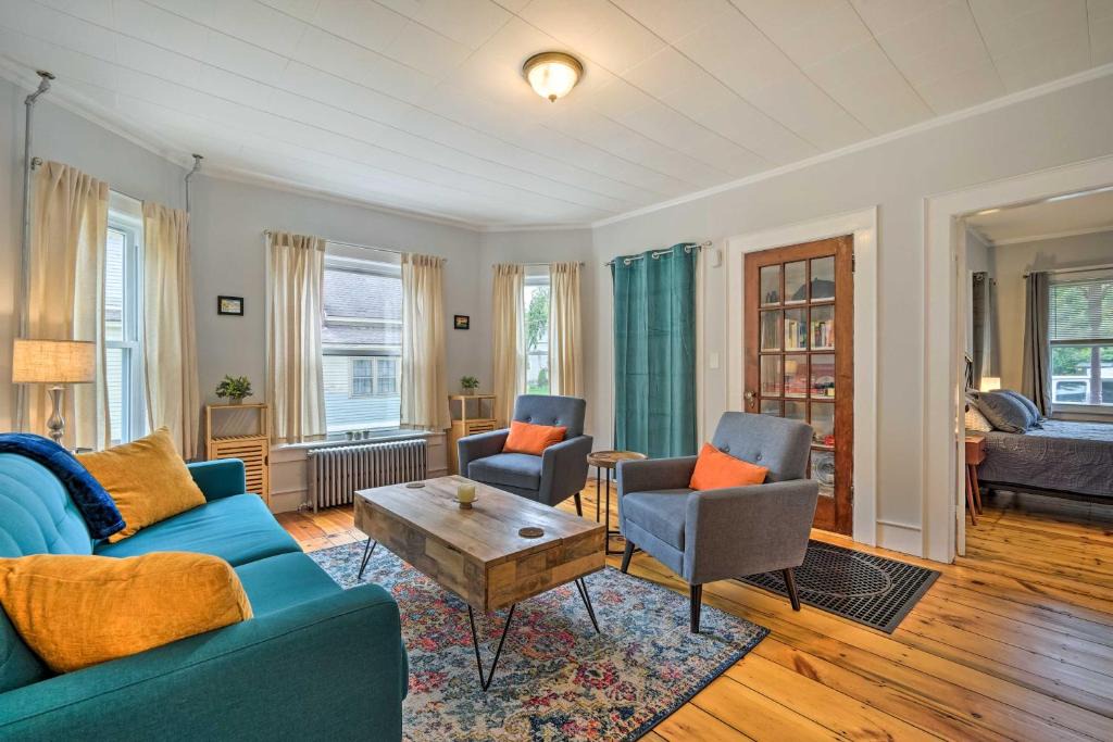 Keene Apartment | Updated Vintage Apartment < 1/2 Mi to Main St
