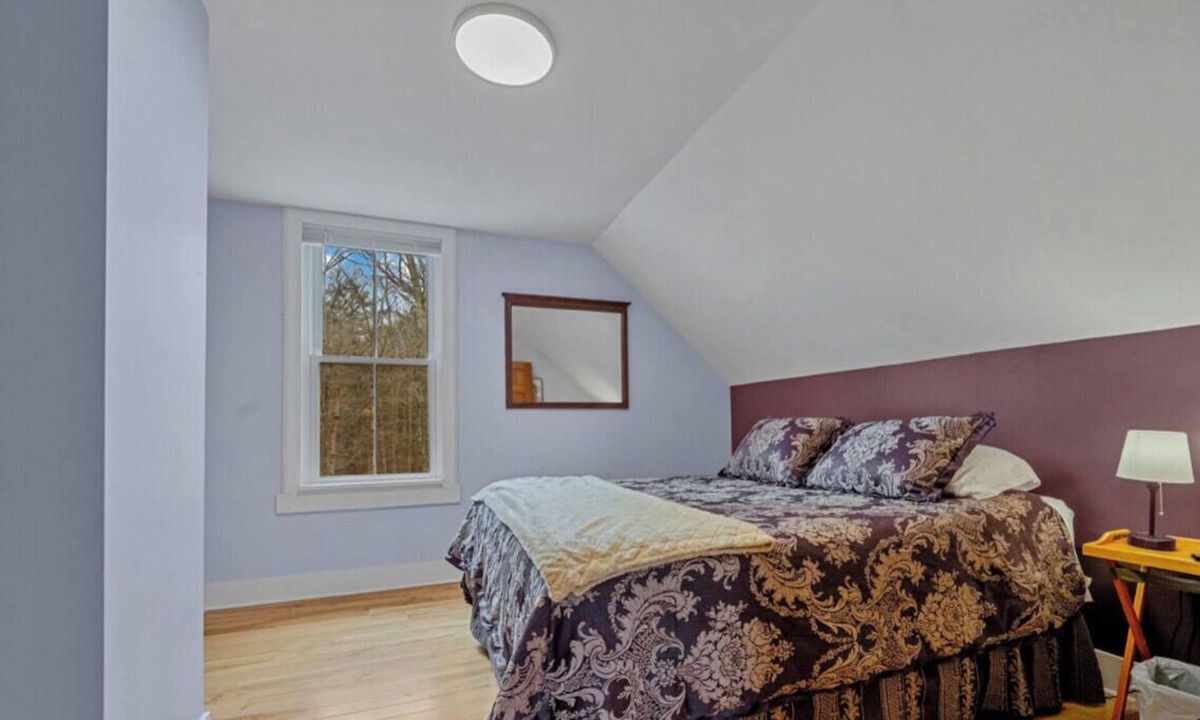 Bar Mills House | Victorian Farmhouse | Walk to Saco River