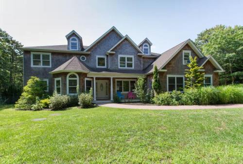 East Quogue Villa | Villa Blue Lagoon Retreat