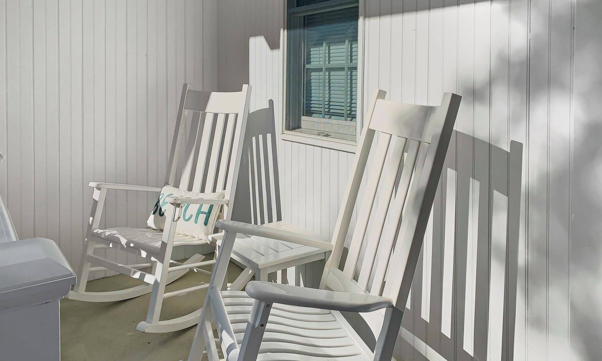 Northwest Harwich House | Walk to Beach Central Location Central AC WiFi The Last Resort