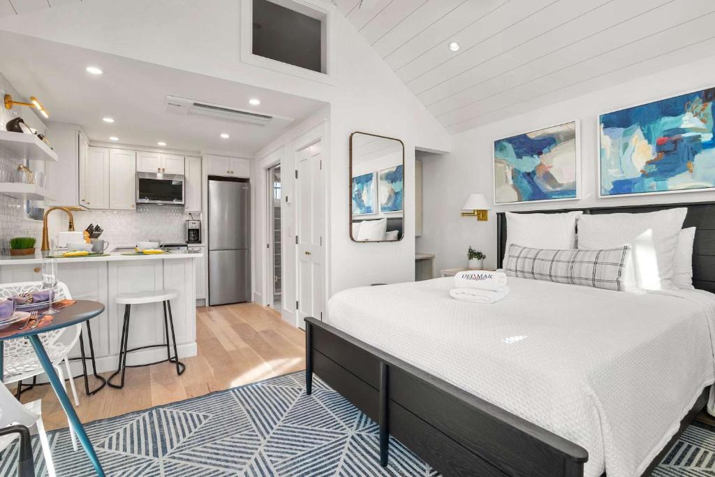 Provincetown Apartment | Walk to Beach Shopping and Dining