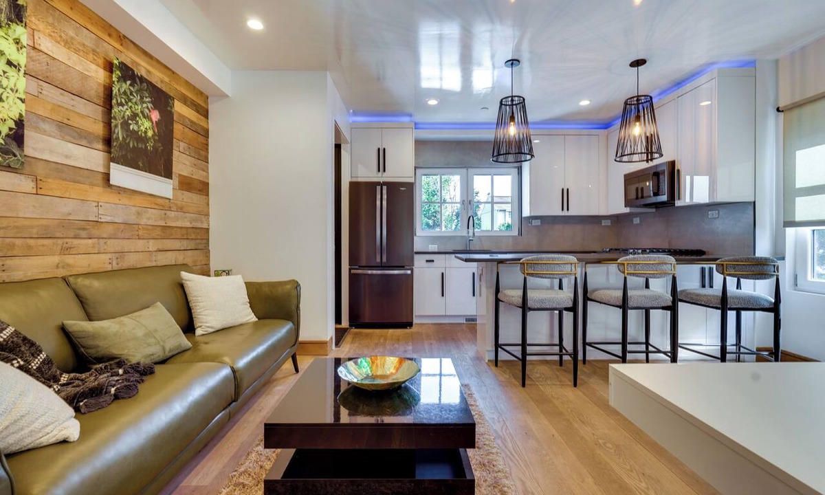 Cove - East Side - Shippan Condo | Walk to Dining & Marina! Modern Stamford Condo