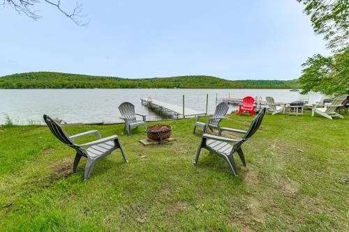 Hector House | Walk to Lake! Home w/Private Dock in Alpine