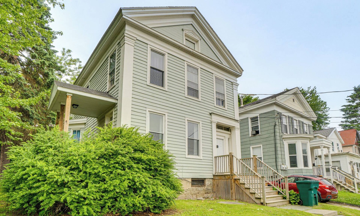 Oswego House | Walk to Lake Ontario, Shops & Eats! Charming Home
