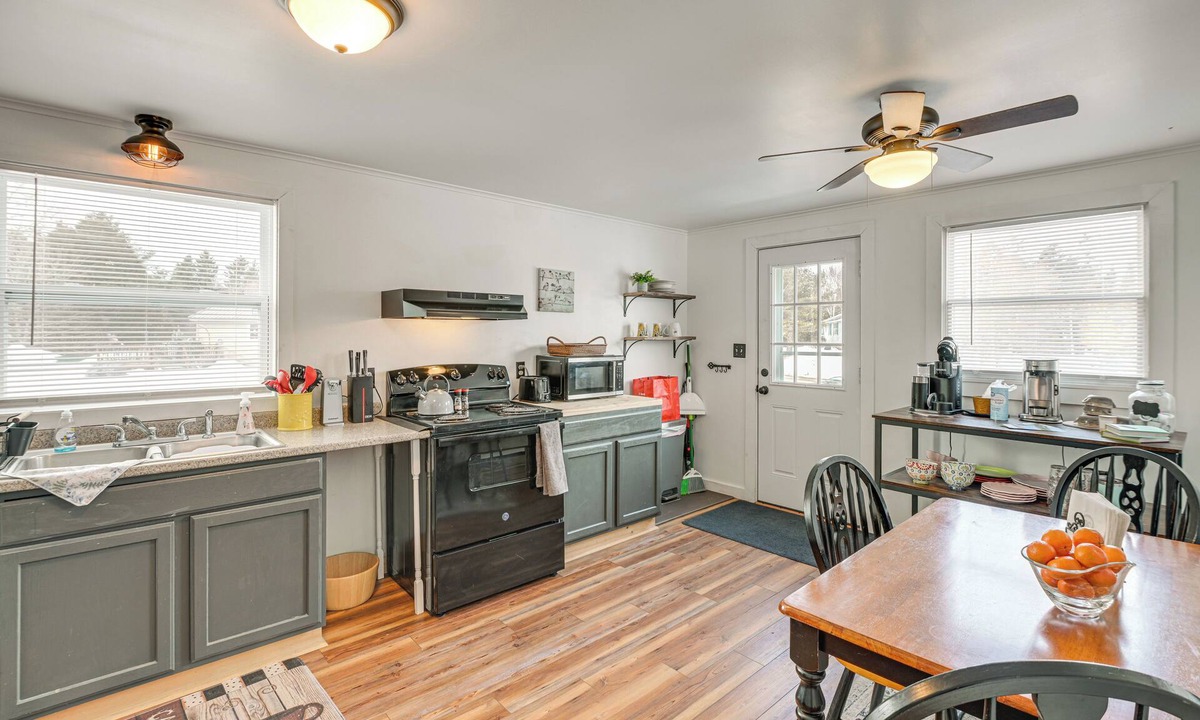 Machias House | Walk to Restaurants & Markets: Machias Home!