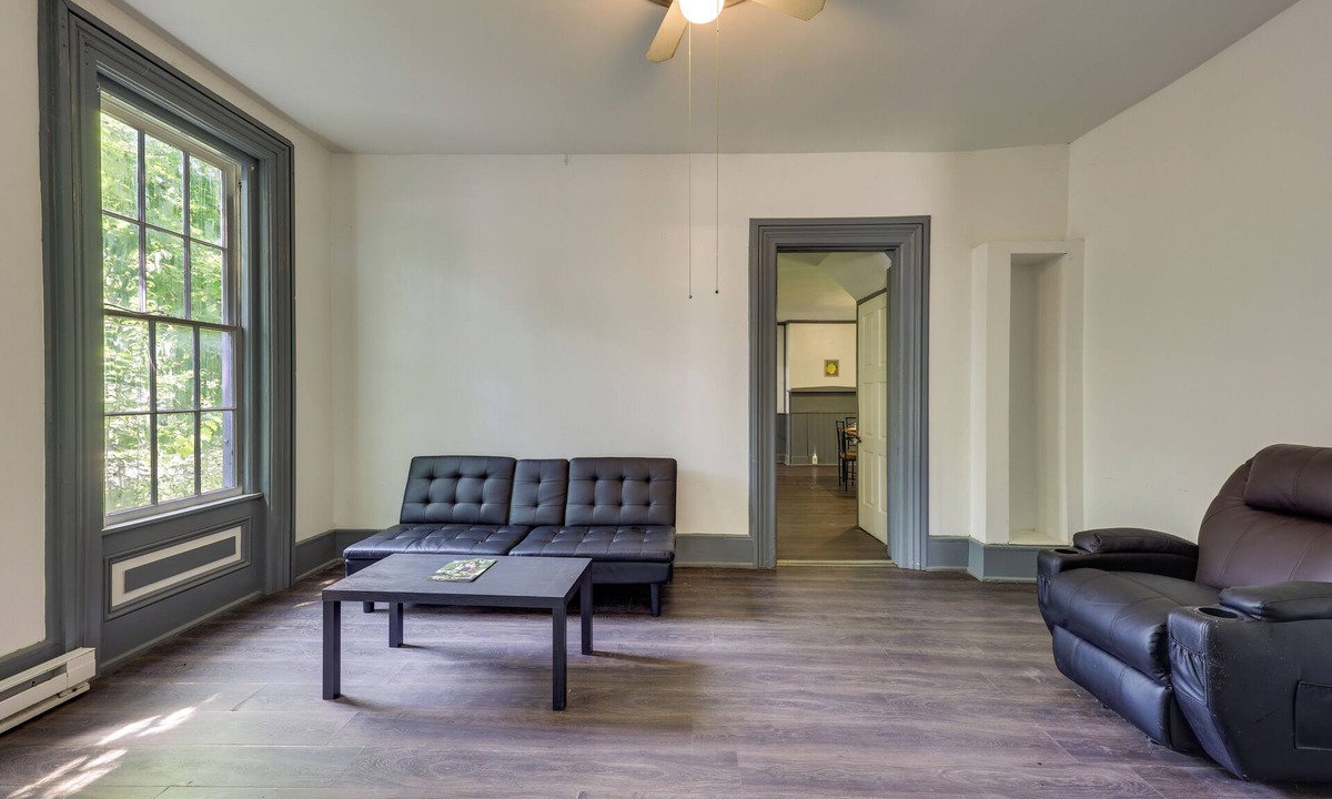 Bath Apartment | Walk to Town: Bath Apt Near Keuka Lake Wine Trail